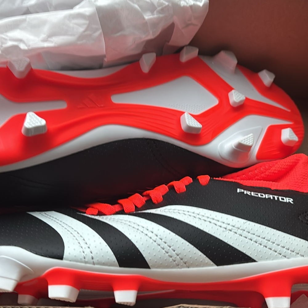 PREDATOR CLUB S FxG J SOCCER